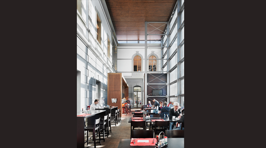 Restaurant/Store/Hotel